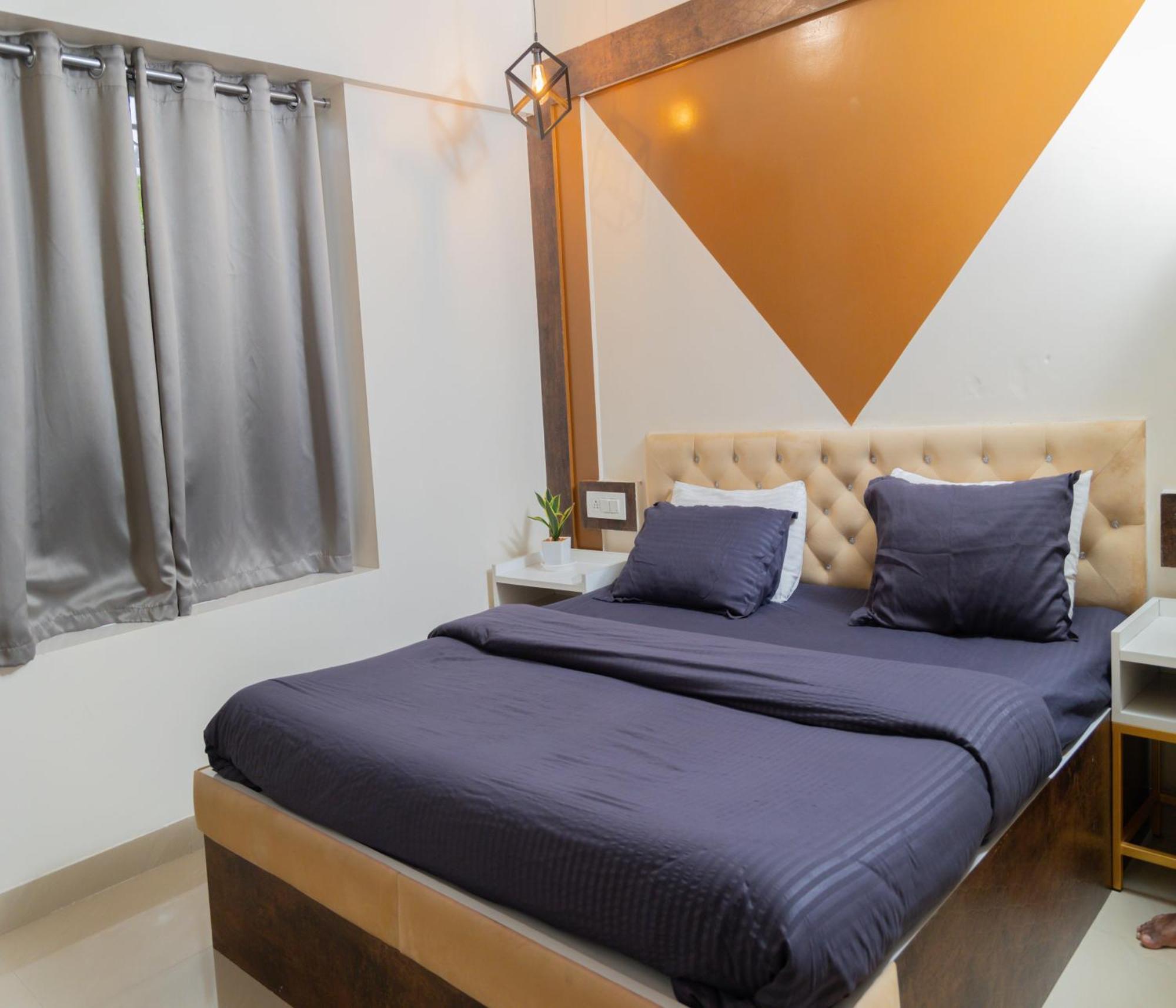 Copper 11 Service -sb Road, Shivaji Nagar,