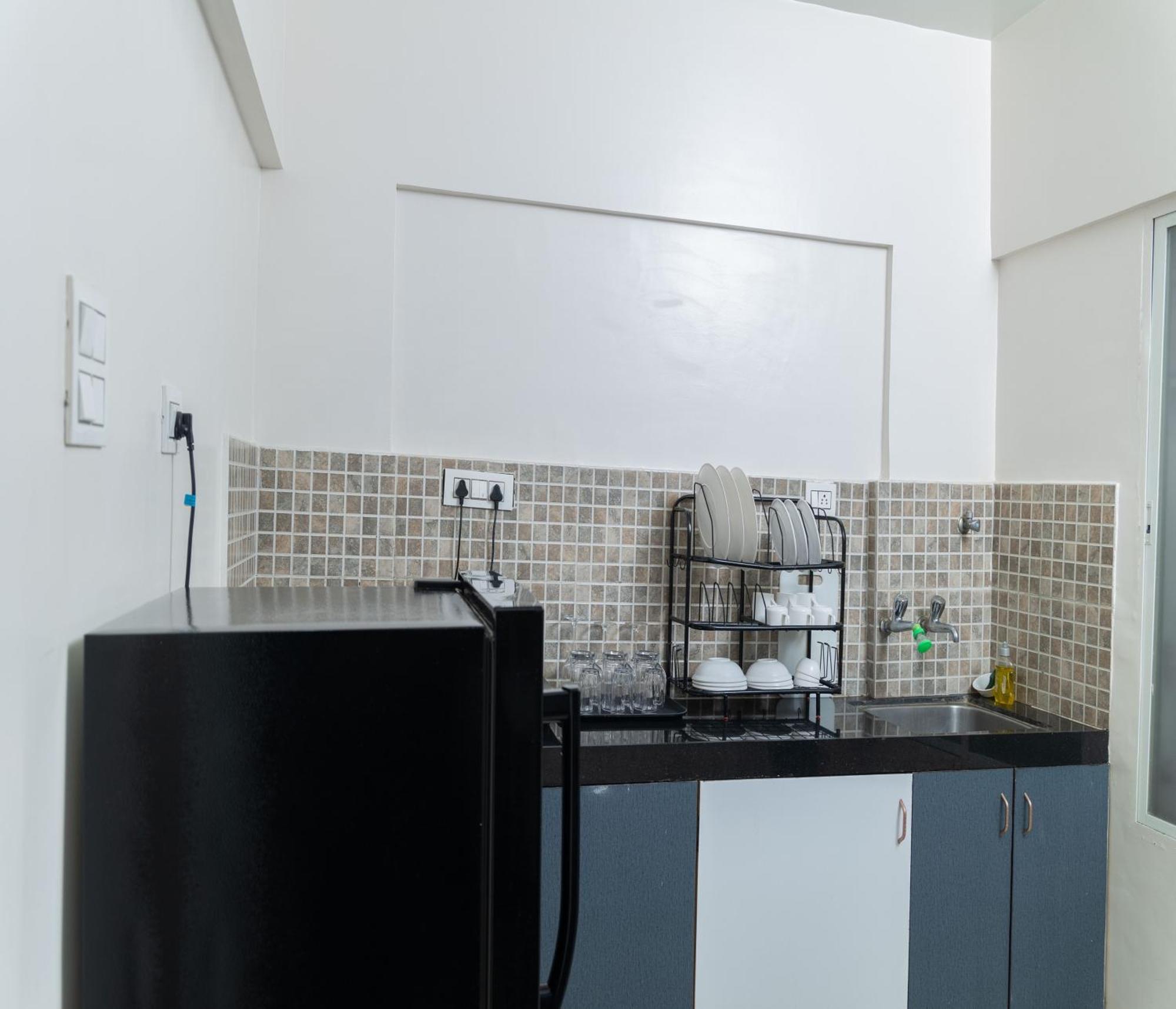 Copper 11 Service -sb Road, Shivaji Nagar, Apartment