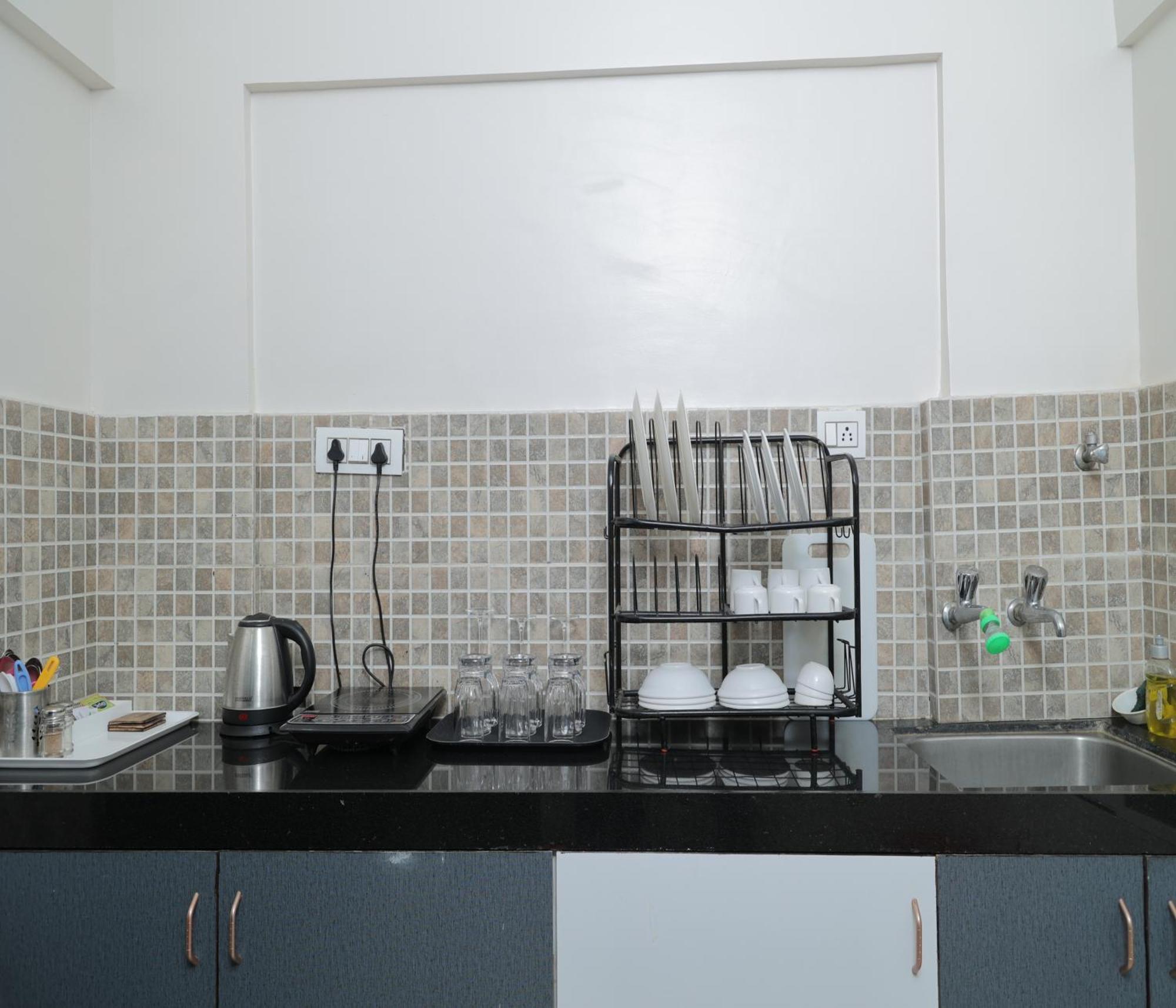 Apartment Copper 11 Service -sb Road, Shivaji Nagar, Pune