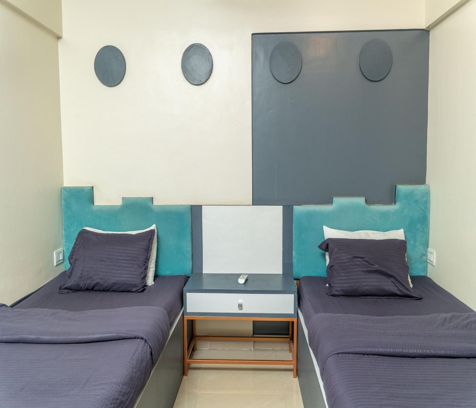 Copper 11 Service -sb Road, Shivaji Nagar, Apartment *