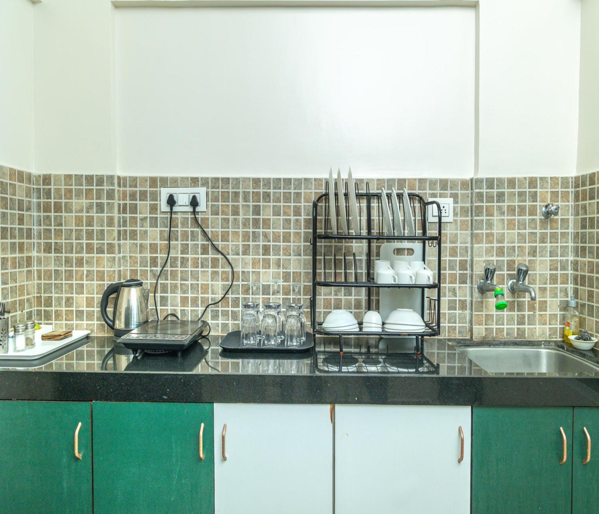 Copper 11 Service -sb Road, Shivaji Nagar, Apartment