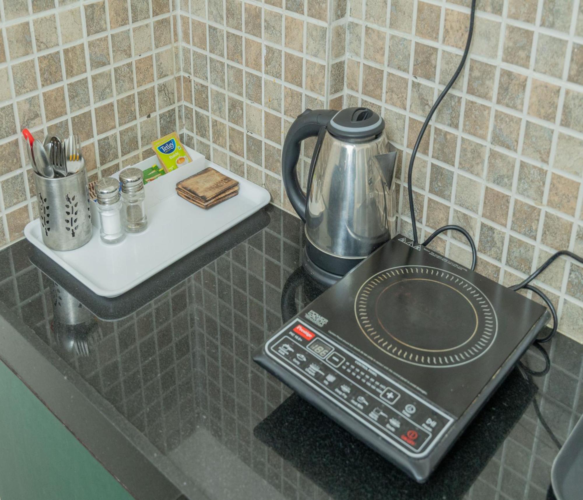 Copper 11 Service -sb Road, Shivaji Nagar, Apartment *