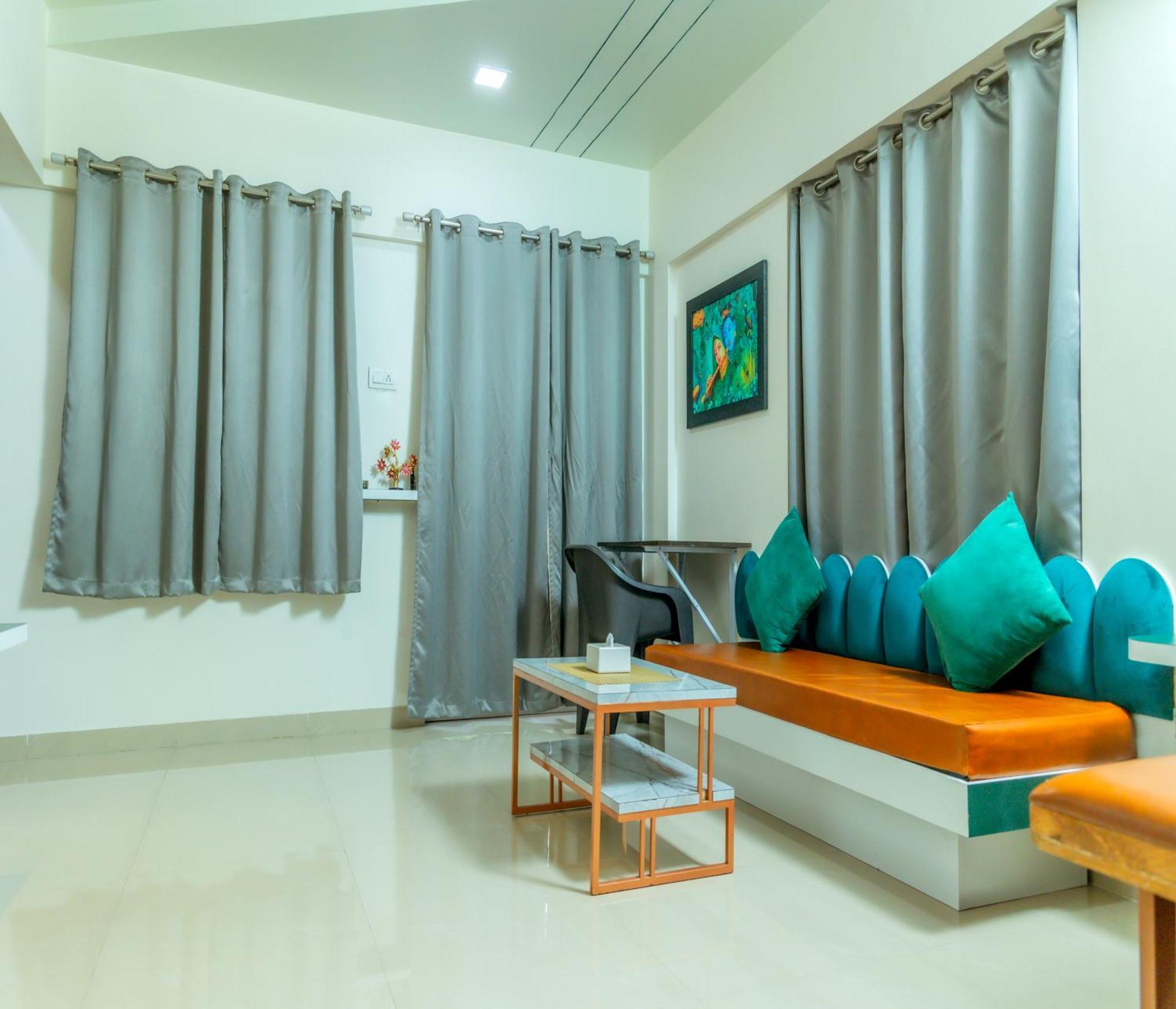 Apartment Copper 11 Service -sb Road, Shivaji Nagar, *