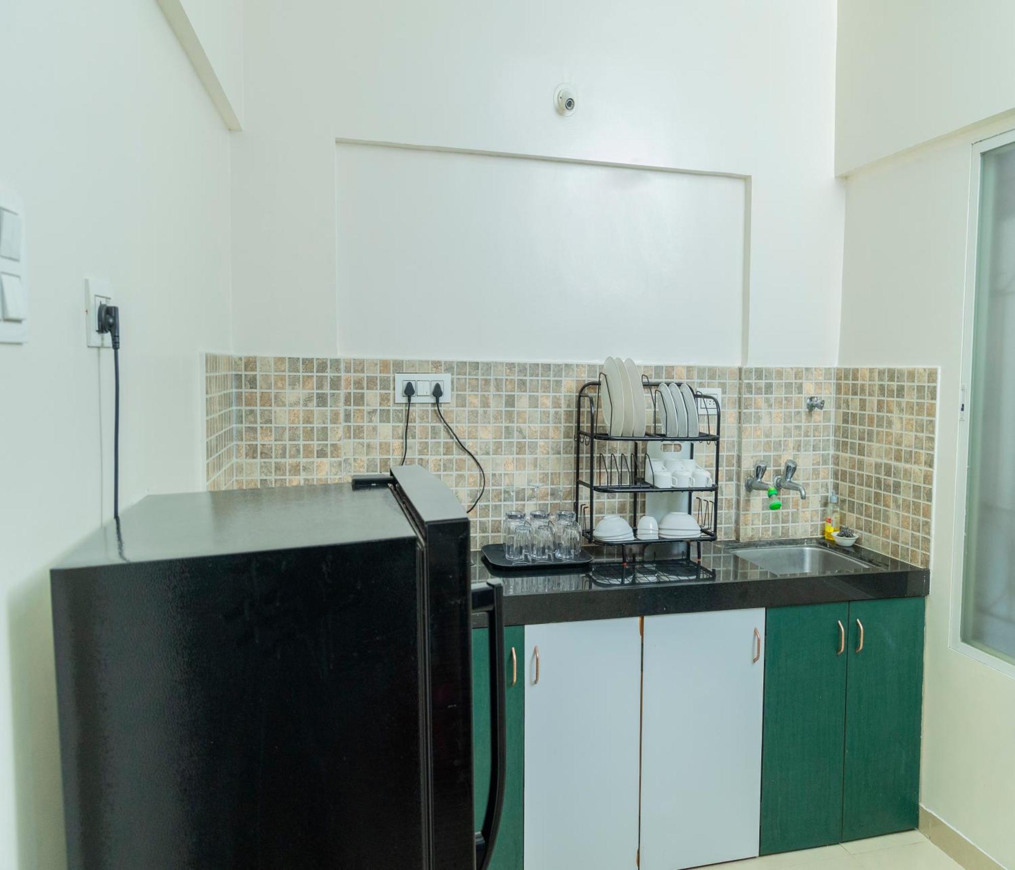 Copper 11 Service -sb Road, Shivaji Nagar, * Pune